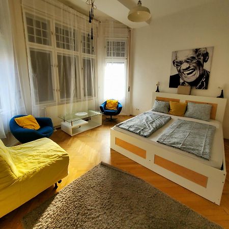 Treestyle Deluxe Rooms ブダペスト エクステリア 写真