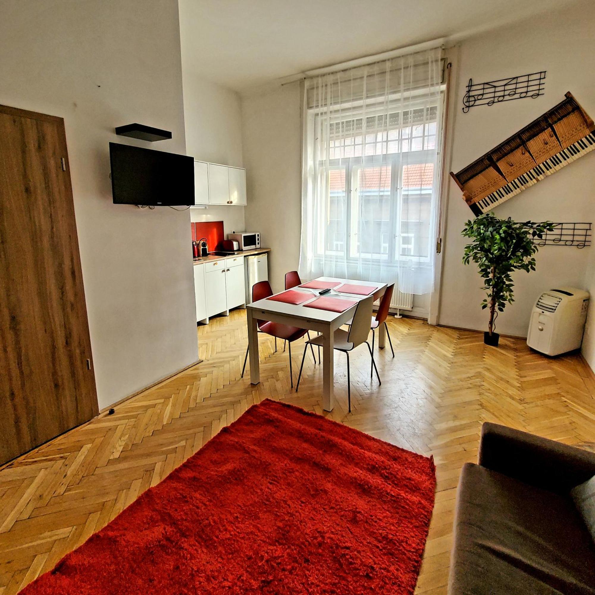 Treestyle Deluxe Rooms ブダペスト エクステリア 写真